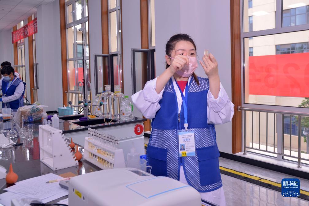 极光游戏赌博